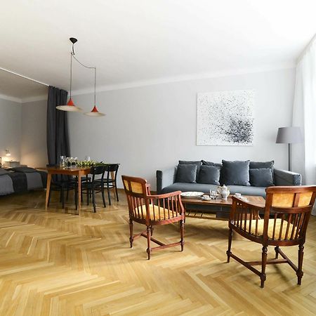 Designers Apartment In The Old Town وارسو المظهر الخارجي الصورة